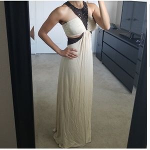 Beautiful S Bebe gown with amazing detailing